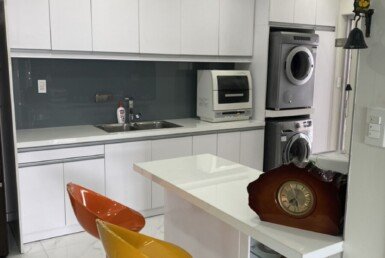 khong-gian-bep-rong-rai