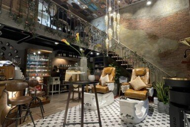 khong-gian-rong-rai-trong-shophouse-ban