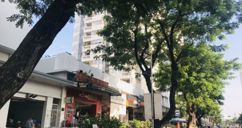 my khanh 4 toa lac tren duong nguyen duc canh 810x430 - Bán gấp Penthouse Mỹ Khánh 4 Phú Mỹ Hưng diện tích 371m2 giá 15 tỷ