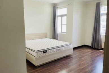 phong-ngu-nho-trong-can-ho-ban