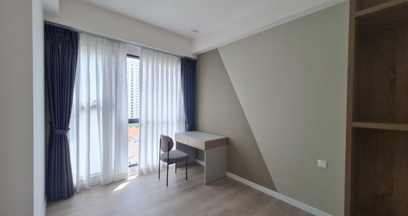 phong ngu nho trong can ho cho thue 810x430 - Cho thuê căn hộ The Antonia Phú Mỹ Hưng 2 phòng ngủ, view biệt thự đầy đủ nội thất