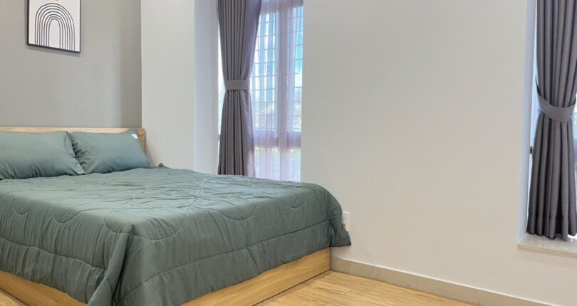 phong ngu trong can ho ban 1 810x430 - Mua bán căn hộ block 6b Chung cư Sky Garden 3 Phú Mỹ Hưng Quận 7 T9/2023 giá rẻ