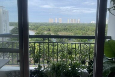 view-bancon-can-ho-can-ban