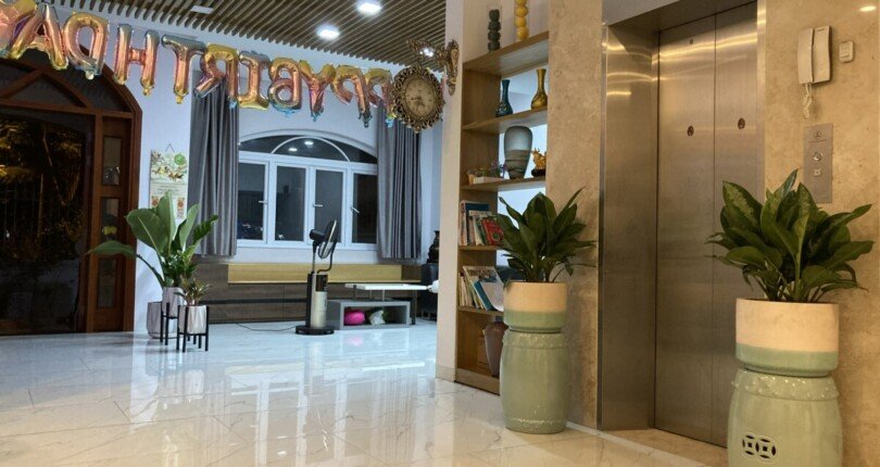 z4181182630505 11a91acf566782666d185bf5283a1a4d 810x430 - Giảm 8 tỷ biệt thự Cityland Riverside, có hầm, thang máy, đối diện công viên nội khu, nhà rất đẹp