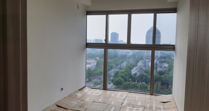z4283521784639 4d9c49dddbbef7f111e1f38f010a6c19 810x430 - Rẻ nhất thị trường, căn hộ Midtown 3PN, DT 130m2, lầu cao, view sông và công viên Sakura rất đẹp, chỉ 8.8 tỷ
