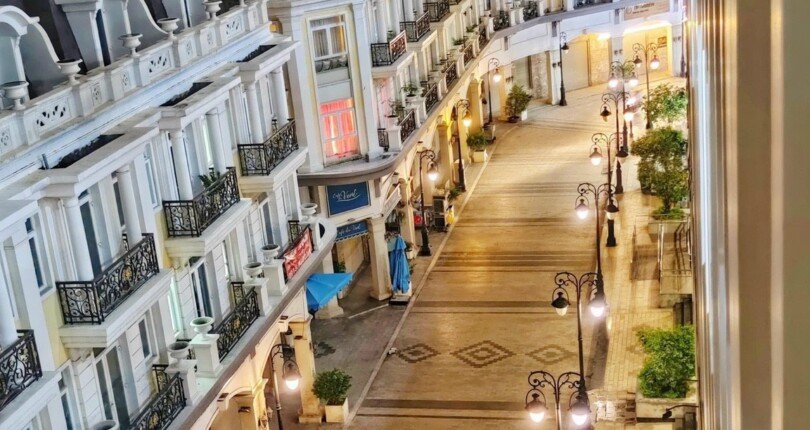 z4401608823667 be0c3a304eefd1bc135a3e609e16edc1 810x430 - Hàng ngộp, Rẻ nhất thị trường, nhà phố 4 lầu The Pegasuite đường Tạ Quang Bửu, Q8, đang có HDT giá cao, 13 tỷ