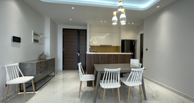 z4473357233226 1d8c15e8261f3979fbe43542602056e1 1 810x430 - Cho thuê căn hộ Midtown 2PN DT 89m2, nhà đẹp, lầu cao, view biệt thự hướng đông nam, giá chỉ 21tr/ tháng