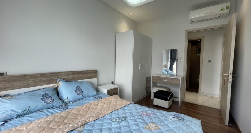 z4473357266680 6e117286242542fca12410a13d77cba2 1 810x430 - Cho thuê căn hộ Midtown 2PN DT 89m2, nhà đẹp, lầu cao, view biệt thự hướng đông nam, giá chỉ 21tr/ tháng