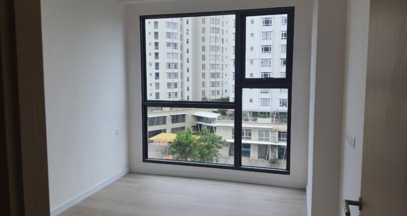 z4689021273807 ceb4c8e0dc7bb88ecaaba2a4345bc8e4 810x430 - Bán giá gốc căn hộ 2PN The Antonia PMH, lầu trung, căn góc view sông rất đẹp, tiện ích như Resort, chỉ 5.75 tỷ