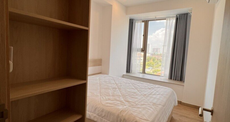 z4691430046776 cbab508a2f6d51210e2b83241cd38604 810x430 - Cho thuê căn hộ Midtown The Peak M8, 2Pn, nhà mới, nội thất đẹp, view biệt thự Nam Viên rất đẹp