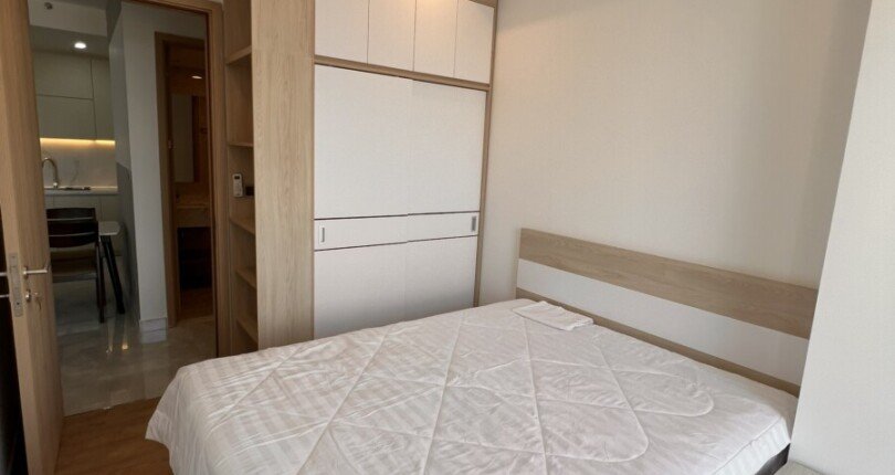 z4691430099287 370925756c957db5e860b24853bd3c49 810x430 - Cho thuê căn hộ Midtown The Peak M8, 2Pn, nhà mới, nội thất đẹp, view biệt thự Nam Viên rất đẹp