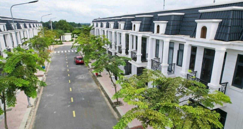 20221227113337 77e1 wm 810x430 - Rẻ nhất thị trường, nhà phố 2 lầu, Phước Điền Citizen thị xã Tân Uyên - Bình Dương, chỉ 2.83 tỷ