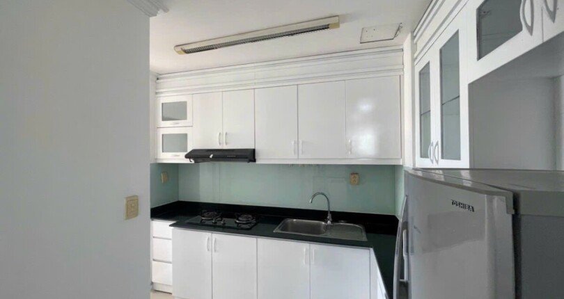 ban can ho skt garden 3 1 810x430 - Bán gấp căn góc Sky Garden 3. DT 74m2 Nhà đẹp- Sẵn hợp đồng thuê dài hạn- Giá Tốt chỉ 3.2 Tỷ