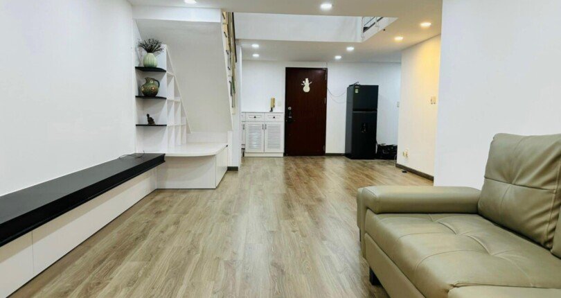 ban can ho sky garden 1 15 810x430 - Bán căn Loft Sky Garden 1. DT 130m2 Nhà đẹp- Đầy đủ nội thất- 3 Phòng Ngủ- Giá chỉ 3.850 Tỷ
