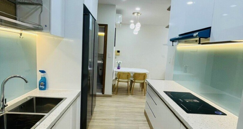 ban can ho sky garden 3 14 810x430 - Cần bán căn hộ đẹp tại Sky garden 3. DT 68m2 View trực diện hồ bơi- Đầy đủ nội thất như hình- Giá 3.2 Tỷ