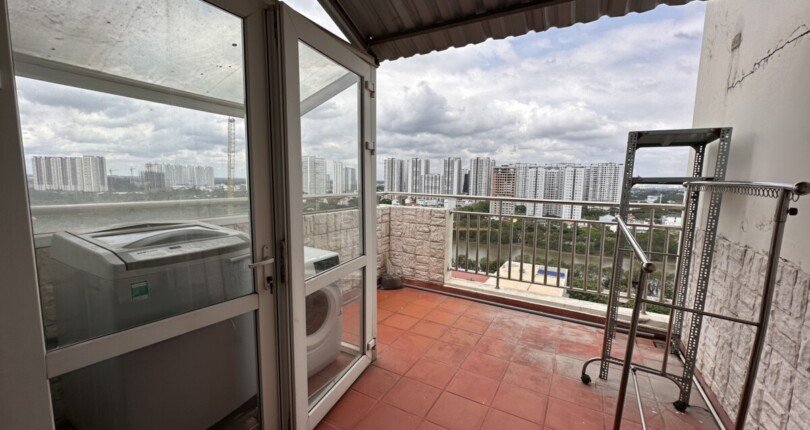 ban cong penthouse ban 810x430 - Mua bán Penthouse Chung cư Mỹ Phúc Quận 7 T10/2023 giá 11,2 tỷ