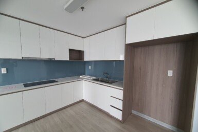 can-canh-bep-rong-rai