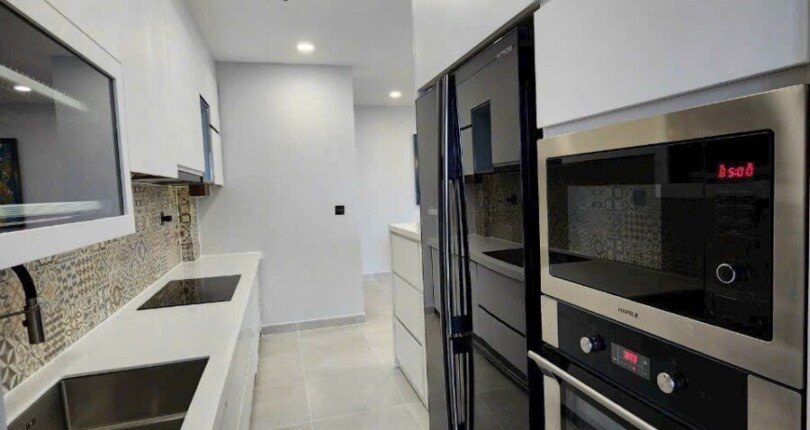 can canh bep trong can ho 810x430 - Mua bán căn hộ Chung cư Khu dân cư Green Valley Quận 7 T11/2023 giá rẻ