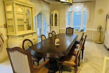 can-canh-phong-an-trong-nha-biet-thu-ban