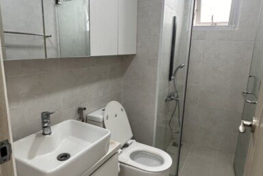 can-ho-co-2-toilet-day-du-thiet-bi-nhu-hinh