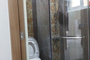 can-ho-gom-2-toilet-day-du-trang-thiet-bi-nhu-hinh