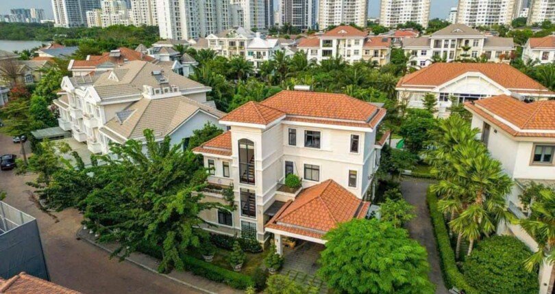 hinh anh mua ban nha dat khu chateau phu my hung t10 2023 1 810x430 - Mua bán nhà đất Khu Chateau Phú Mỹ Hưng có hồ bơi riêng trong nhà T10/2023 giá 195 tỷ