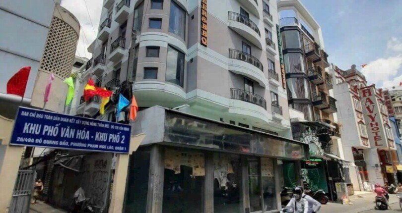 hinh anh mua ban toa nha khach san quan 1 t10 2023 810x430 - Mua bán sang nhượng khách sạn đường Đỗ Quang Đẩu Quận 1 t10/2023 giá rẻ