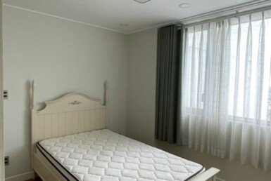 hinh-anh-phong-ngu-nho-trong-can-ho-ban