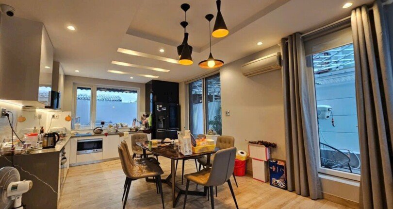 khong gian phong an trong nha biet thu ban 810x430 - Mua bán nhà đất Khu dân cư Phú Mỹ Vạn Phát Hưng Quận 7 T11/2023 giá rẻ