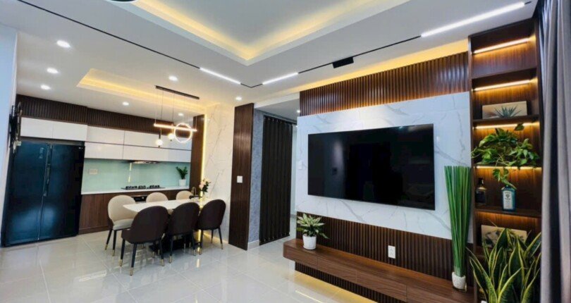 khong gian phong khach va phong an 810x430 - Mua bán căn hộ Chung cư Star Hill Quận 7 102m2 giá 5,6 tỷ