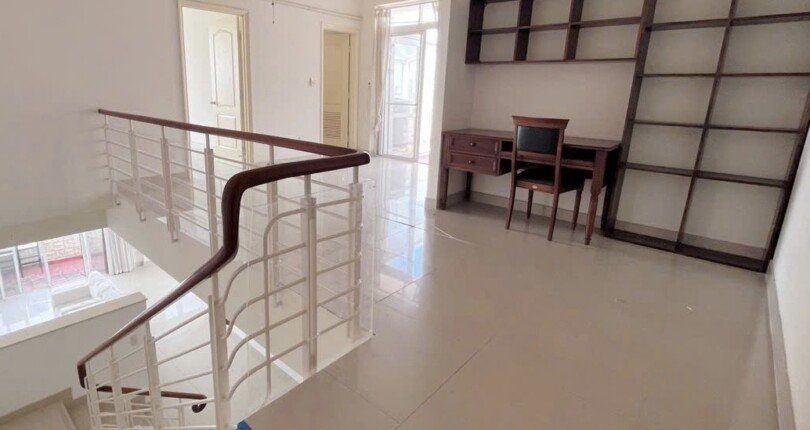 khong gian sinh hoat chung 810x430 - Mua bán Penthouse Chung cư Mỹ Phúc Quận 7 T10/2023 giá 11,2 tỷ