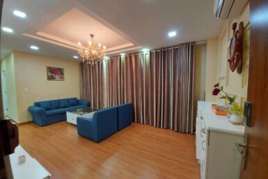 phong-khach-can-ho-ban