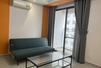 phong-khach-can-ho-ban