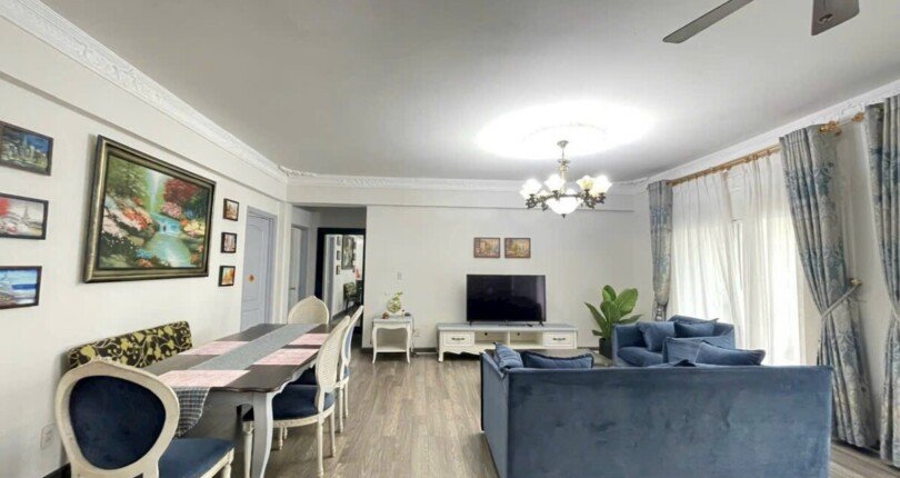 phong khach can ho chung cu my phat can ban 810x430 - Giá mua bán căn hộ Chung cư Mỹ Phát Quận 7 T11/2023