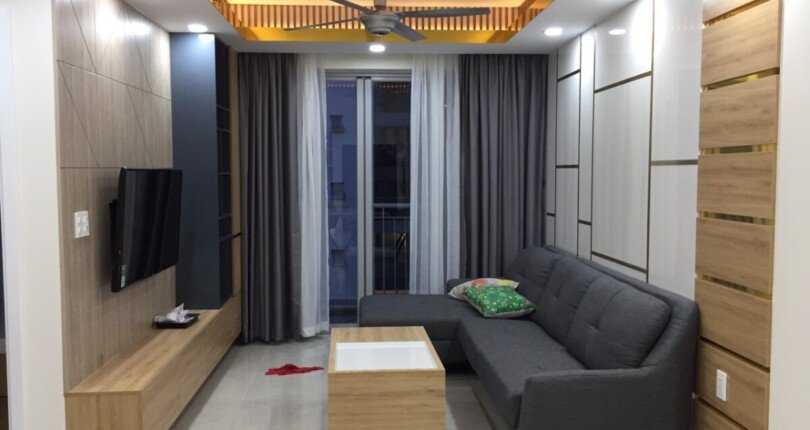 phong khach cana ho ban 810x430 - Bán căn hộ , 03pn chung cư Scenic Valley 1, view hồ bơi, giá 5.850 tỷ, nội thất đầy đủ, xem nhà dễ.