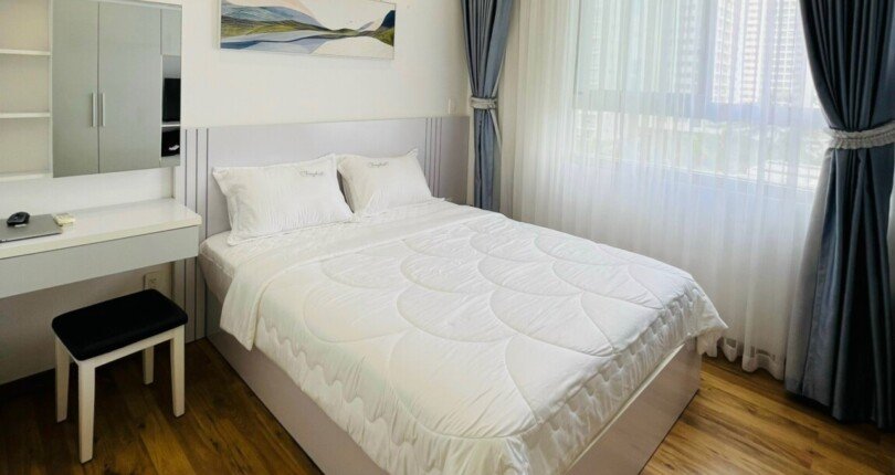 phong masster can ho ban 810x430 - Cần bán nhanh căn hộ chung cư Scenic Valley 2, 77m2, tầng trung, giá 4.3 tỷ, nội thất đẹp.