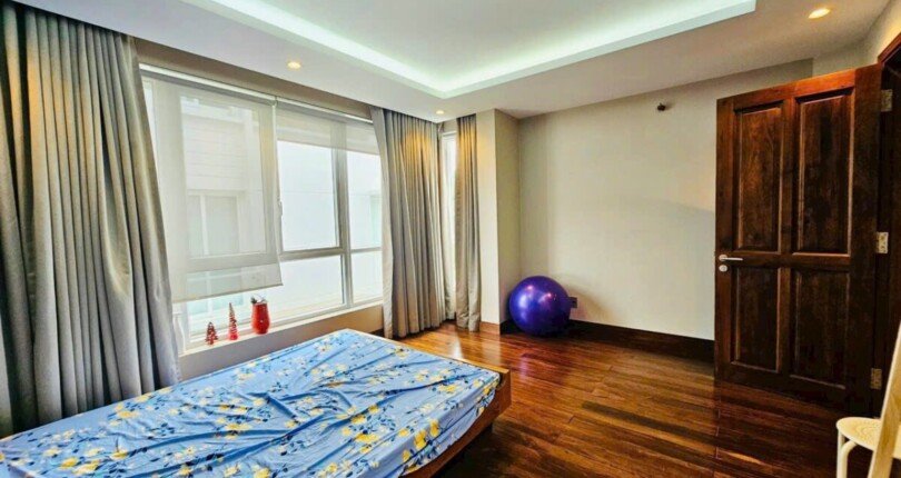 phong ngu rong rai sang trong 810x430 - Mua bán nhà biệt thự song lập Khu dân cư Phú Mỹ Vạn Phát Hưng Quận 7 T10/2023 giá 31 tỷ