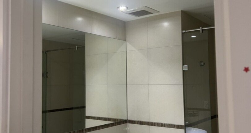 toilet day du trang thiet bi 810x430 - Cho thuê căn hộ Chung cư Riverpark Residence Quận 7 T10/2023 giá rẻ