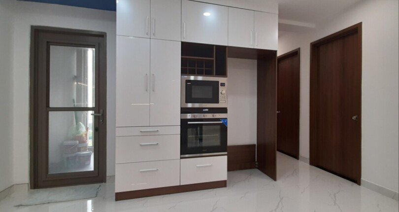 tu quan ao am trong phong ngu master 810x430 - Mua bán căn hộ Chung cư Saigon South Residence Phước Kiển Nhà Bè T11/2023 giá rẻ