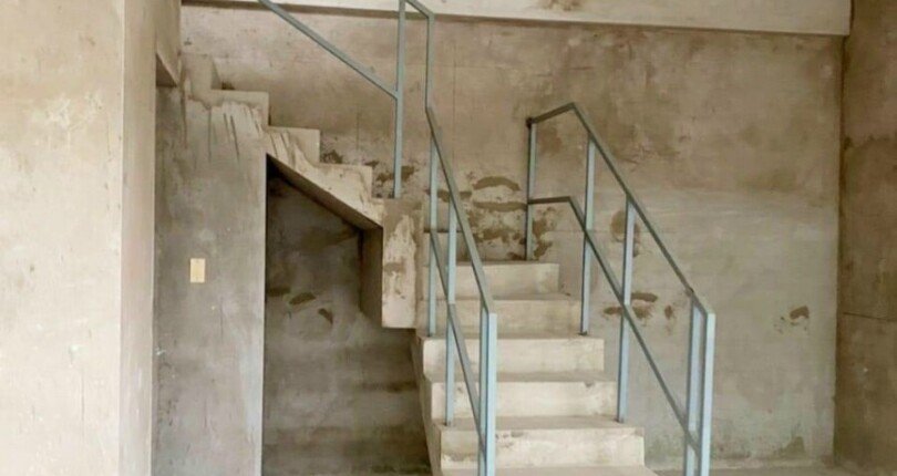 z4239443533910 acf5ca2ea5160dafa01832570a042f08 810x430 - Bán rẻ nhà phố tầng trệt (Ground House) Happy Valley Premier, nhà thô, có ô xe, DT 209m2, chỉ 15 tỷ