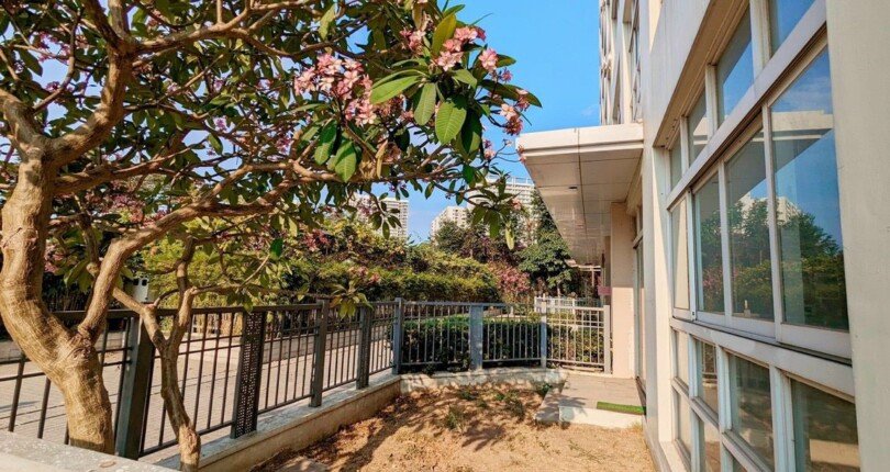 z4239443534500 d789e365279c7308cdf4b8fd947d5d4c 810x430 - Bán rẻ nhà phố tầng trệt (Ground House) Happy Valley Premier, nhà thô, có ô xe, DT 209m2, chỉ 15 tỷ