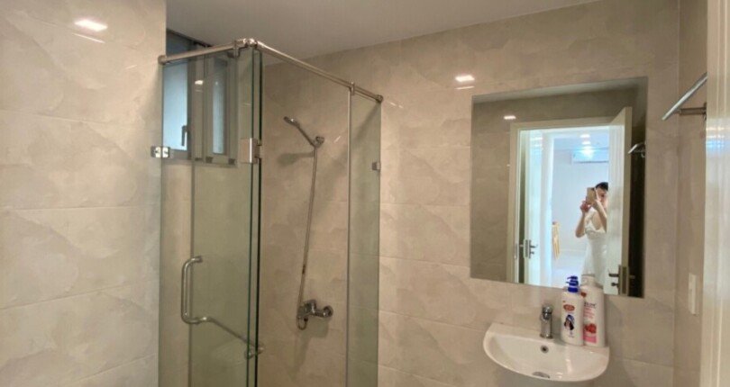 z4290227738348 cac7d6384fb0f15fa77c1b76ad350bcf 810x430 - Bán căn hộ chung cư Scenic Valley 1, 02pn, giá 4 tỷ, nội thất đầy đủ, nhà có hợp đồng thuê ổn định.