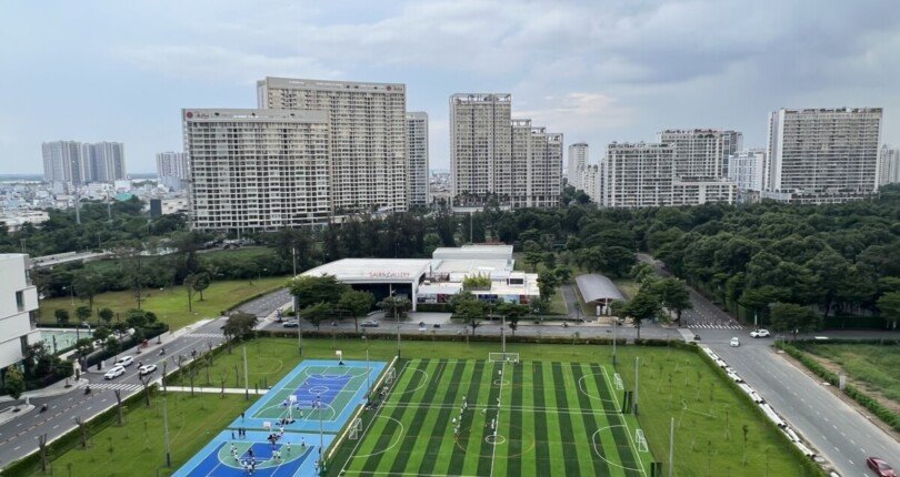 z4648628031911 f66157eb72c84e8cc7b8586861cf16e7 810x430 - Cho thuê Căn hộ 3P Star Hill, lầu cao, nhà đẹp gần SECC và trường Đinh Thiện Lý, chỉ 95-$/ tháng