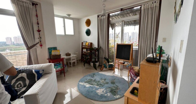 z4752526423434 513041875255551d95fce9b43282c438 810x430 - Bán rẻ penthouse Mỹ Phúc PMH, gần trường SSIS, DT 298m2, có sân vườn, chỉ 12 tỷ