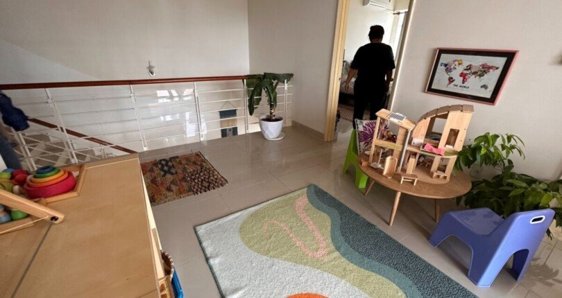 z4752526429615 0e2dd25f1609d39fff899e9a597d7302 810x430 - Bán rẻ penthouse Mỹ Phúc PMH, gần trường SSIS, DT 298m2, có sân vườn, chỉ 12 tỷ