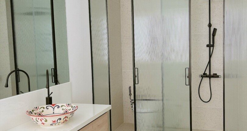 z4784560445431 67928d8b0a941f935943c9bc8da62c62 810x430 - Bán lỗ biệt thự Sol Villas Phố Đông - Q2, khu Compound, nhà mới deco rất đẹp, giá đầu tư chỉ 15 tỷ