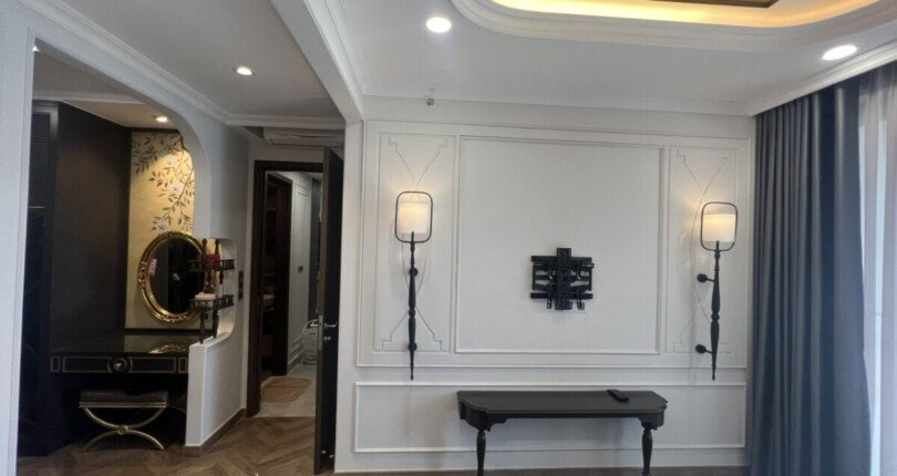 z4793657437748 389b762b8b18a9f757a7f8b774d56df8 810x430 - Lỗ 2 tỷ căn hộ Midtown The Peak 3PN, lầu cao, view sông và công viên Sakura, nhà rất đẹp, chỉ 10.5 tỷ