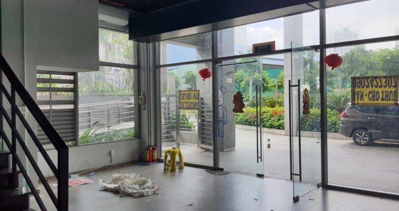 z4800157636010 d54dfc041c51516339b208e8b20f4f22 810x430 - Bán giá gốc căn shop đẹp nhất dự án Green Valley DT 128m2, shop đang trống, vào kinh doanh ngay