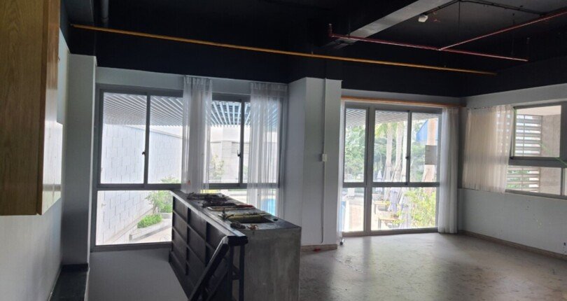 z4800157636232 45b26e7173a39730619cd8bb7ec7baca 810x430 - Bán giá gốc căn shop đẹp nhất dự án Green Valley DT 128m2, shop đang trống, vào kinh doanh ngay