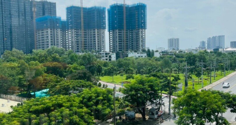 z4809893095044 33f3a0f65c0ea66e471beb5ee0235d04 810x430 - Bán rẻ căn hộ Star Hill 3PN, nhà mới 100%, căn góc, view nội khu hướng đông nam rất mát, chỉ 5.6 tỷ